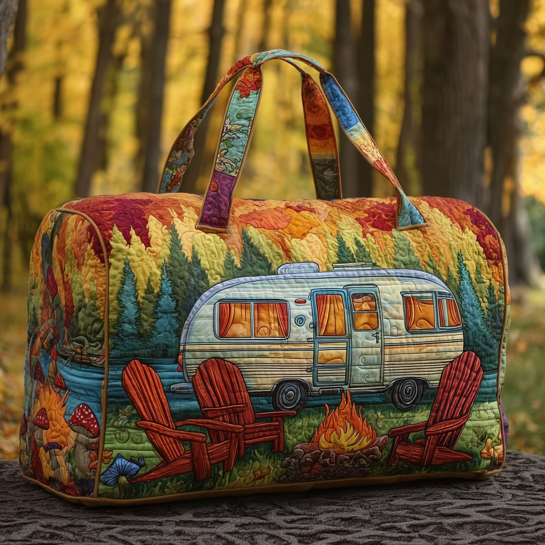 Cozy Camper Quilted Duffle Bag - Model GFTOMA3440